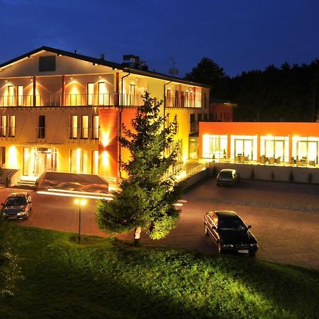 Centrum Wypoczynkowo-Konferencyjne Solaris Łazy エクステリア 写真